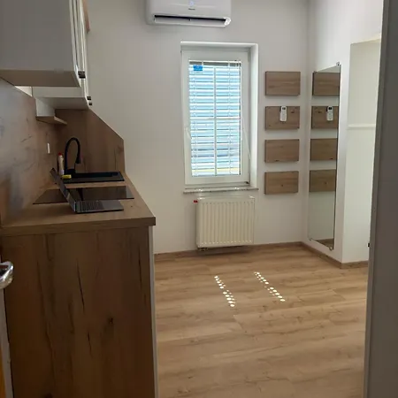 & Ksenya Apartament *