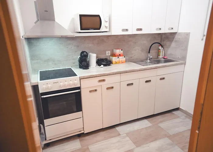 & Ksenya Spodnja Hajdina